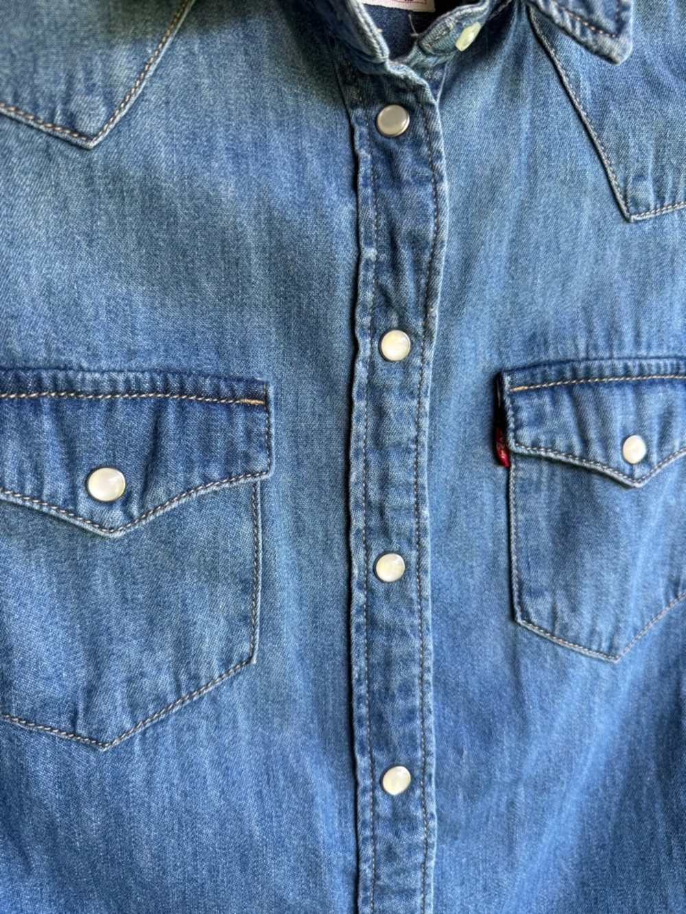 Levi's Ultimate Western Long Sleeve Denim Shirt Classic Fit Pearl Snap Buttons - Picture 4 of 6